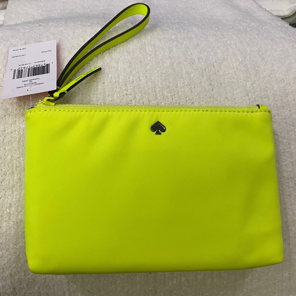 Kate Spade  NWT medium double zip wristlet